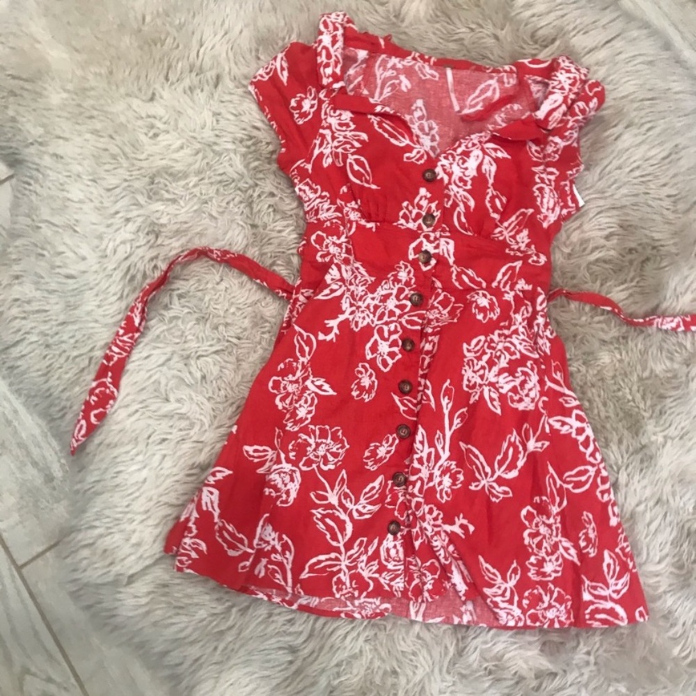 Free People red white floral button up dress sz 8